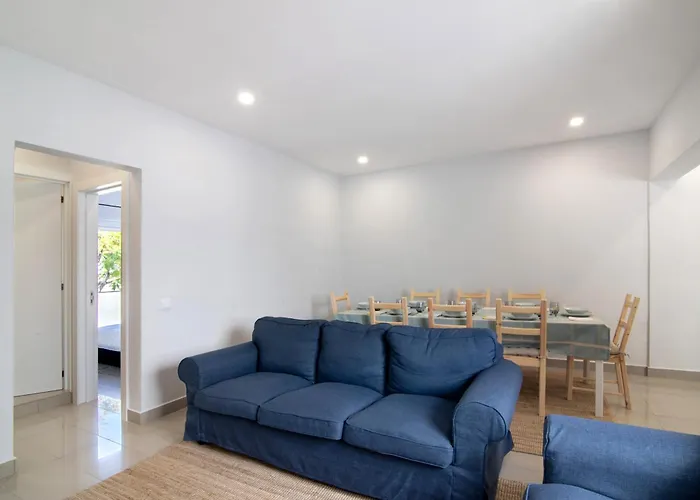 Skipper House 公寓 *