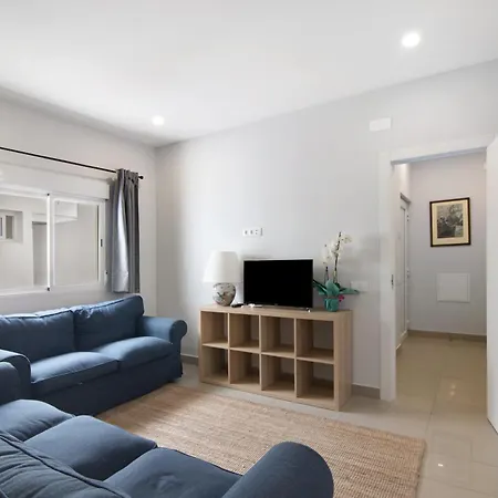 Skipper House * لول