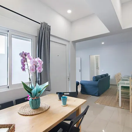 Skipper House شقة لول